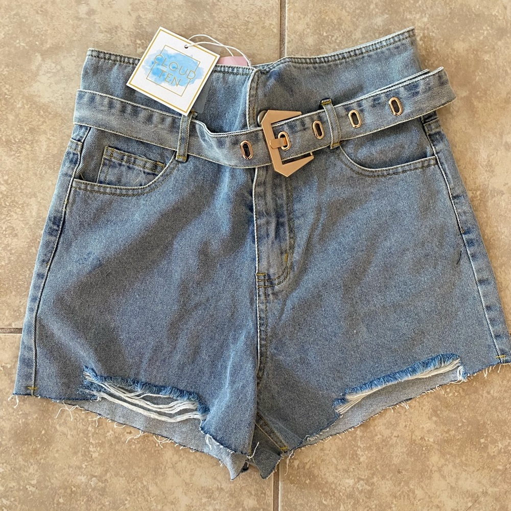 Belted High Waisted Shorts